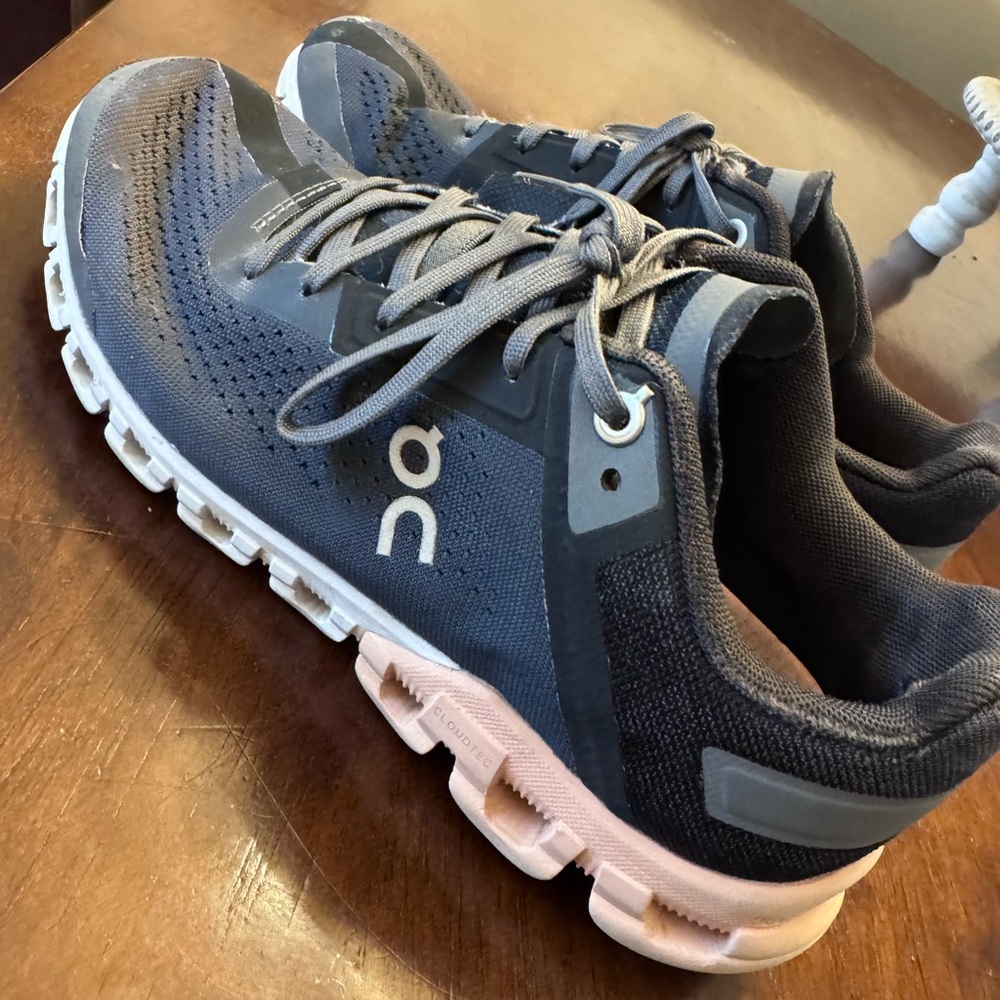 On Running Black Sneakers with Light Pink Insole Trim